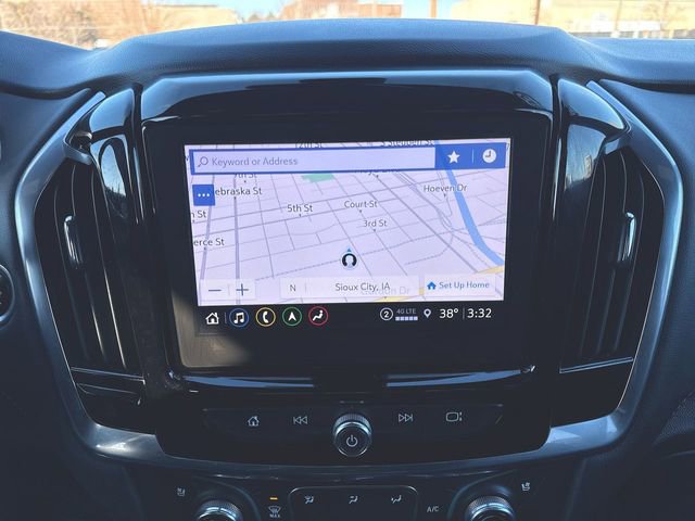 Used 2023 Chevrolet Traverse Premier w/ Redline Edition image 14