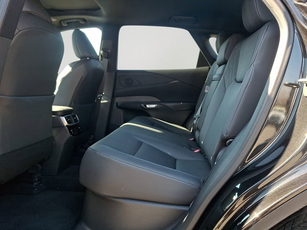 Used 2024 Lexus RX 350 Premium w/ Accessory Package AWD/4WD image 8