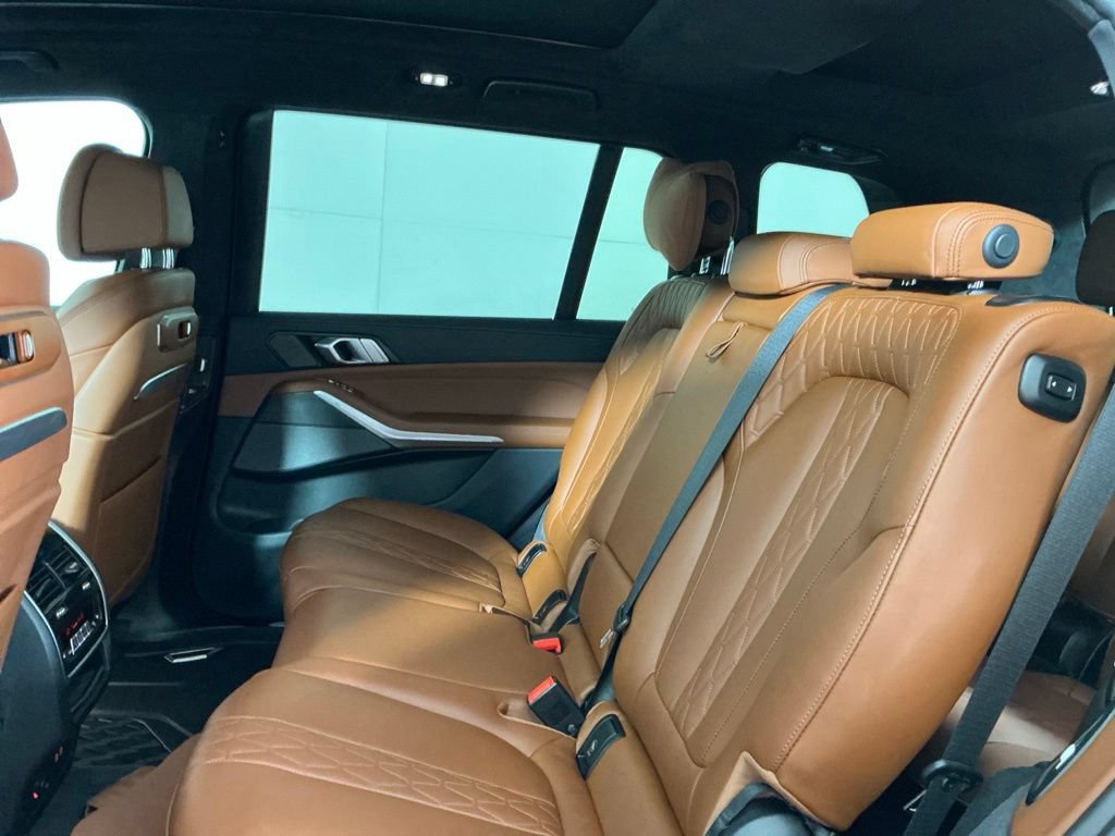Certified 2024 BMW X7 xDrive40i w/ Premium Package AWD/4WD image 29
