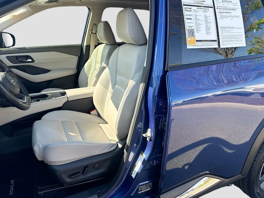 Used 2023 Nissan Rogue SL w/ SL Premium Package image 23