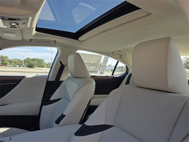 New 2025 Lexus ES 350 350 image 21