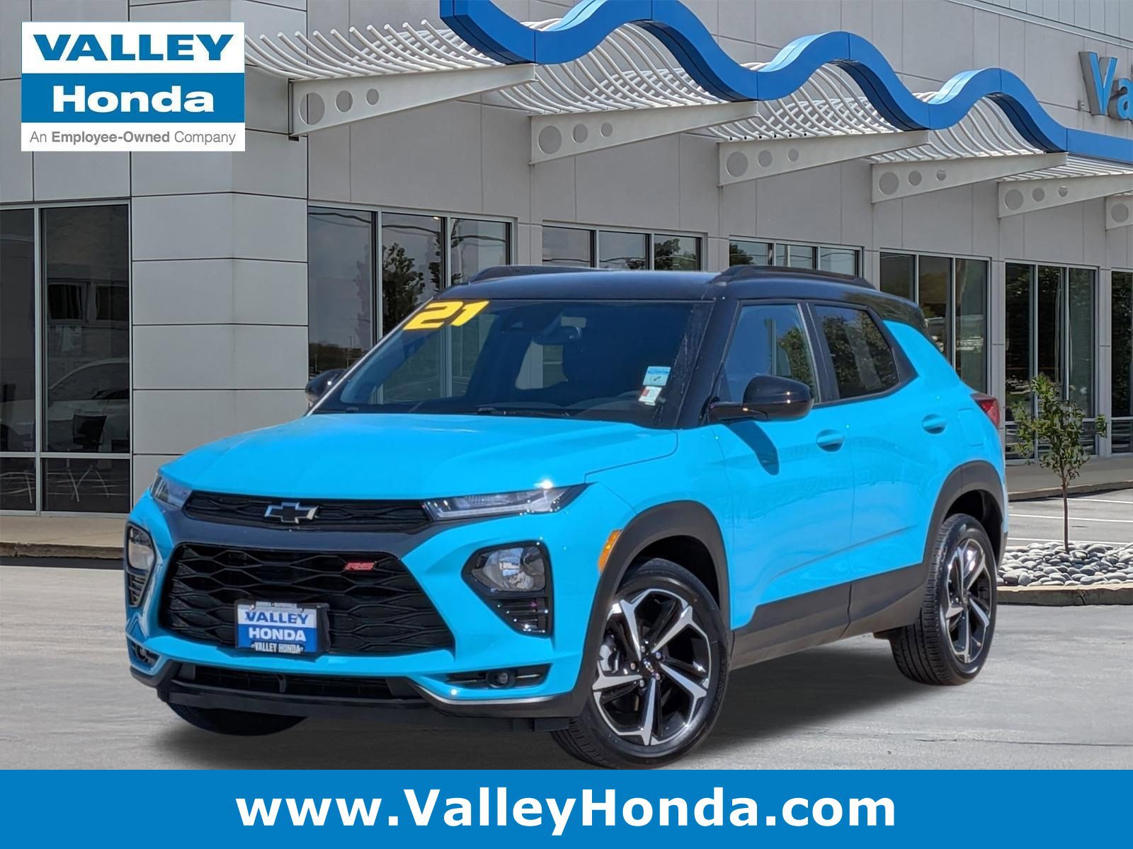 Used 2021 Chevrolet TrailBlazer RS w/ Convenience Package FWD image 1