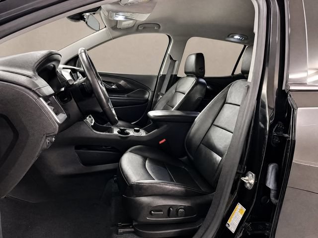 Used 2024 GMC Terrain SLT FWD image 12