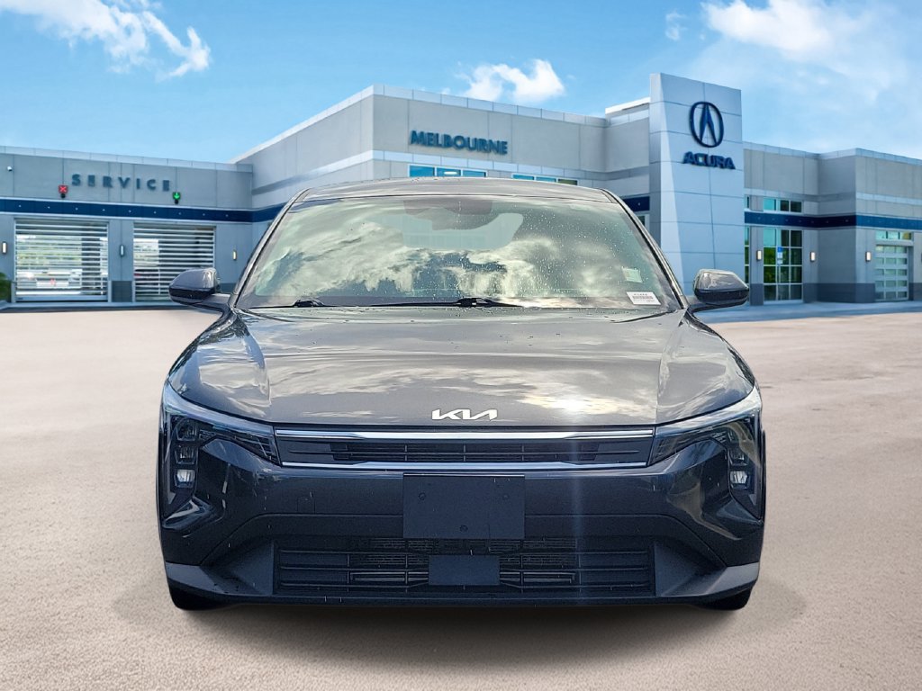 Used 2025 Kia K4 FWD image 2