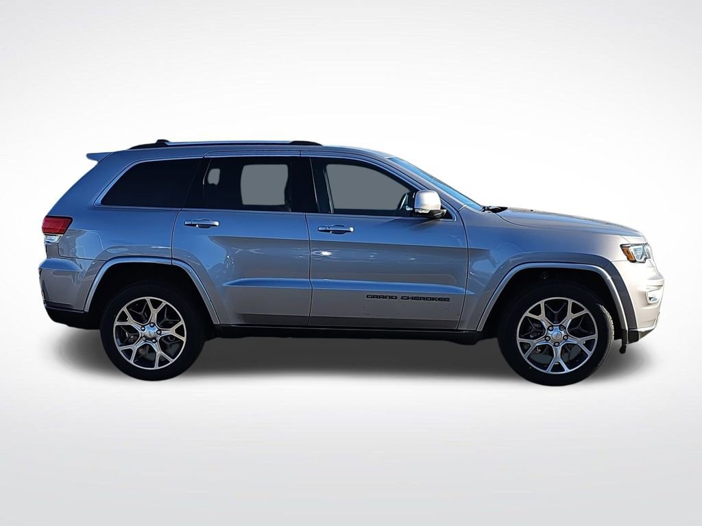 Used 2018 Jeep Grand Cherokee Limited image 4