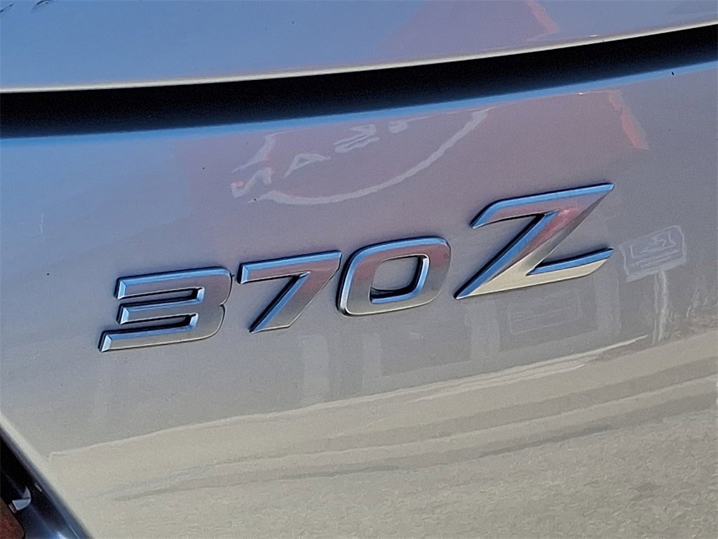 Used 2018 Nissan 370Z Touring Sport image 31