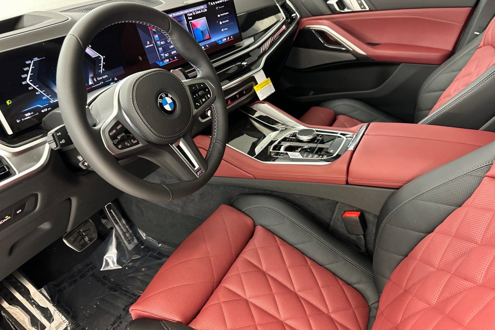 New 2026 BMW X6 M60i w/ Parking Assistance Package image 4