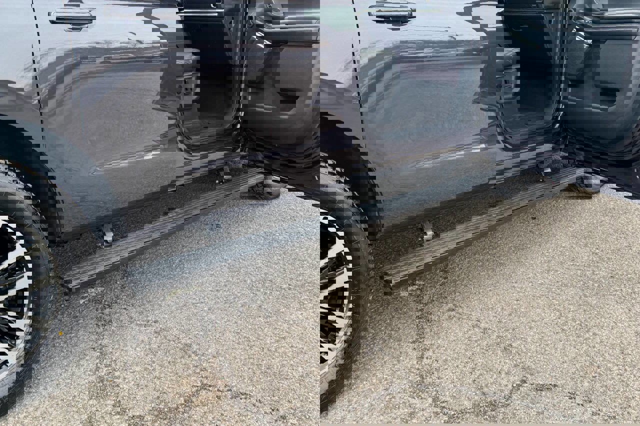 Used 2025 Ford Expedition Max Platinum image 12