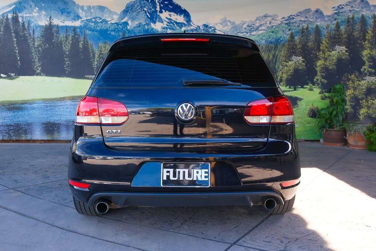 Used 2012 Volkswagen GTI 2-Door FWD image 5