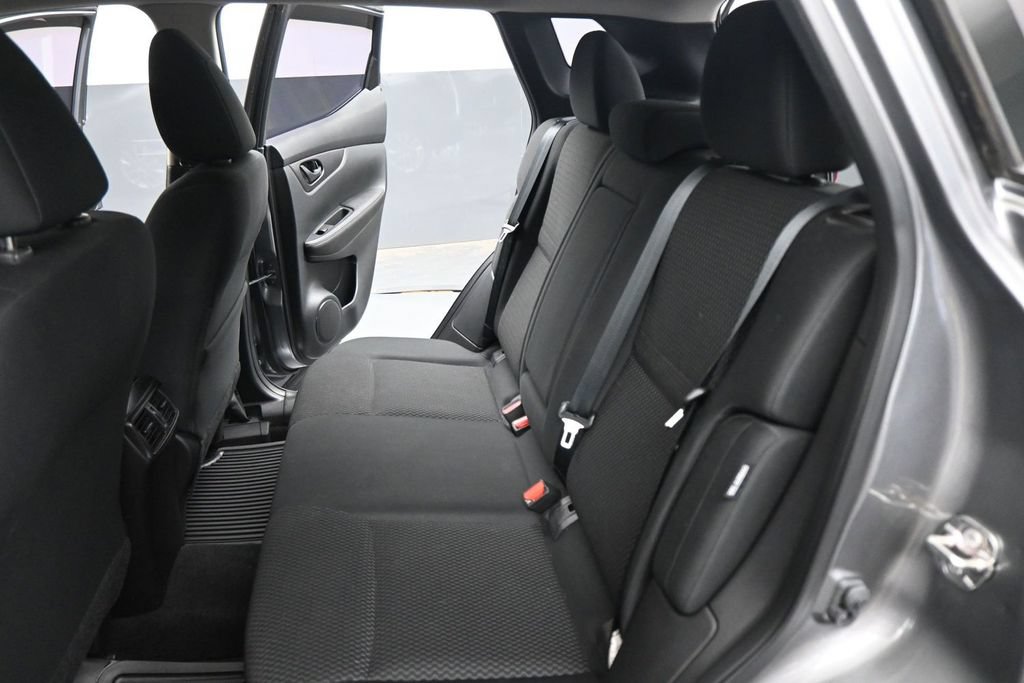 Used 2022 Nissan Rogue Sport S FWD image 12