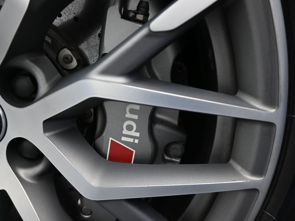 Used 2018 Audi R8 V10 plus w/ 20" Wheel Package image 41