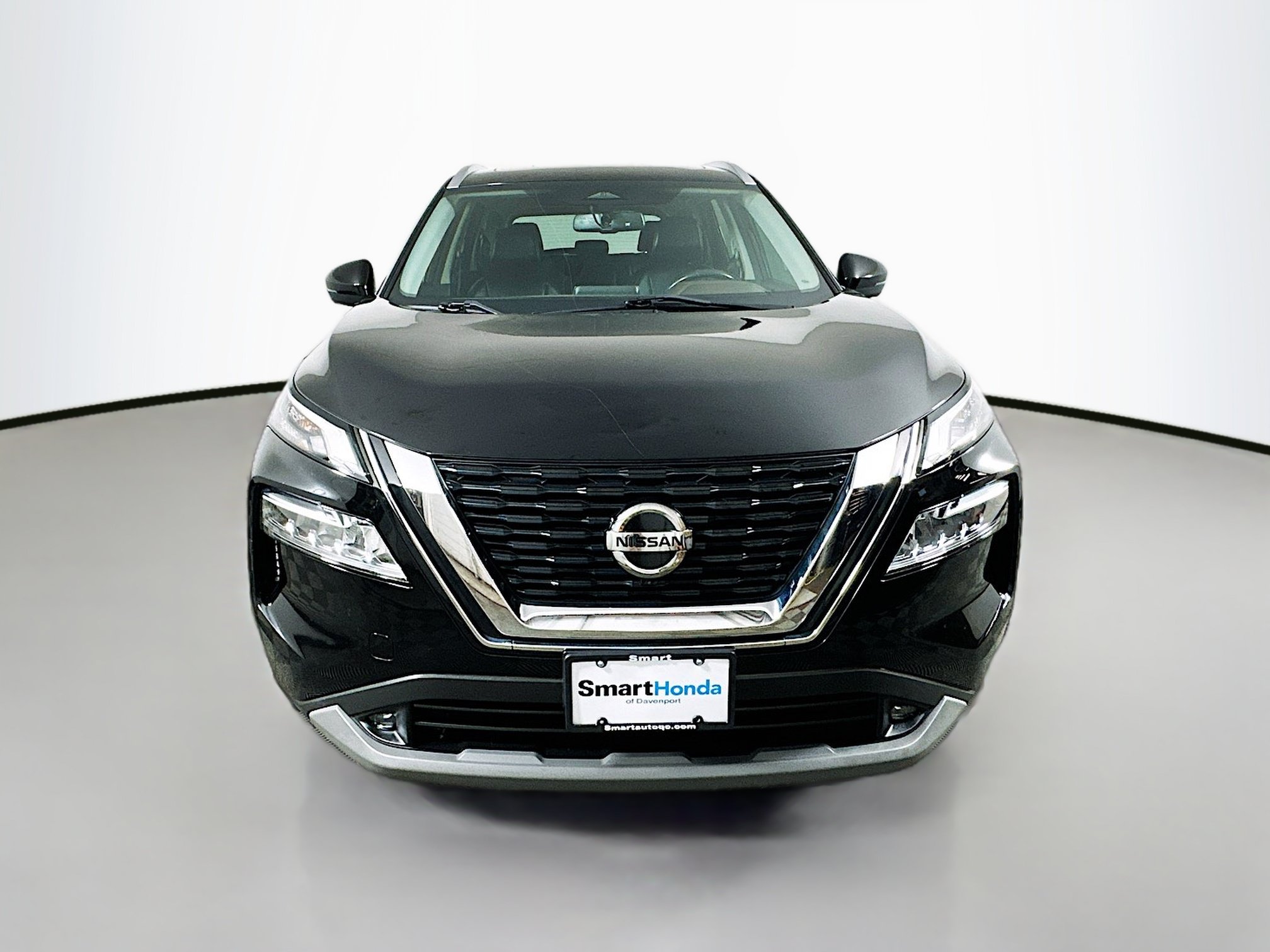 Used 2021 Nissan Rogue SL AWD/4WD image 2