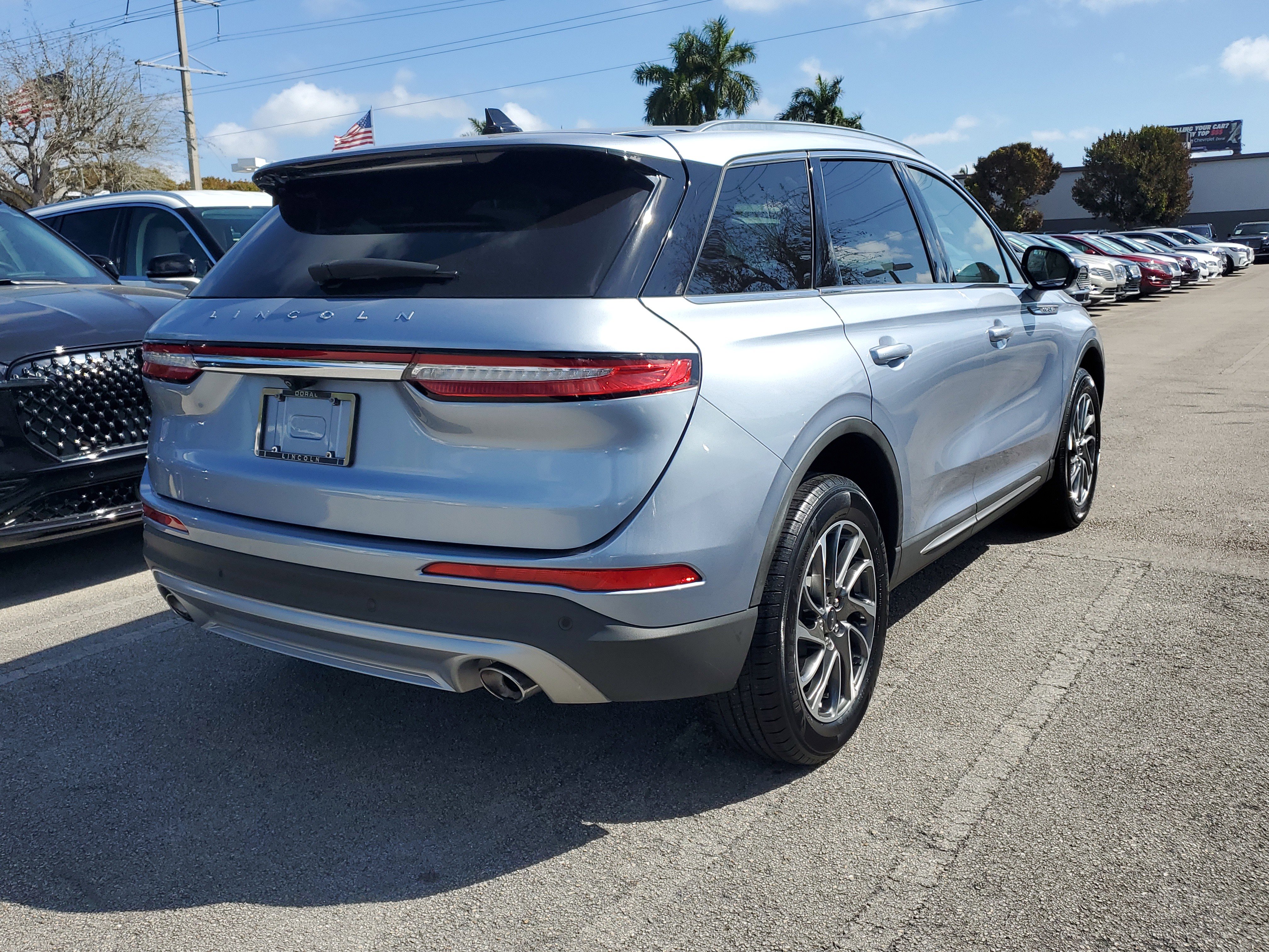 Used 2022 Lincoln Corsair FWD image 6