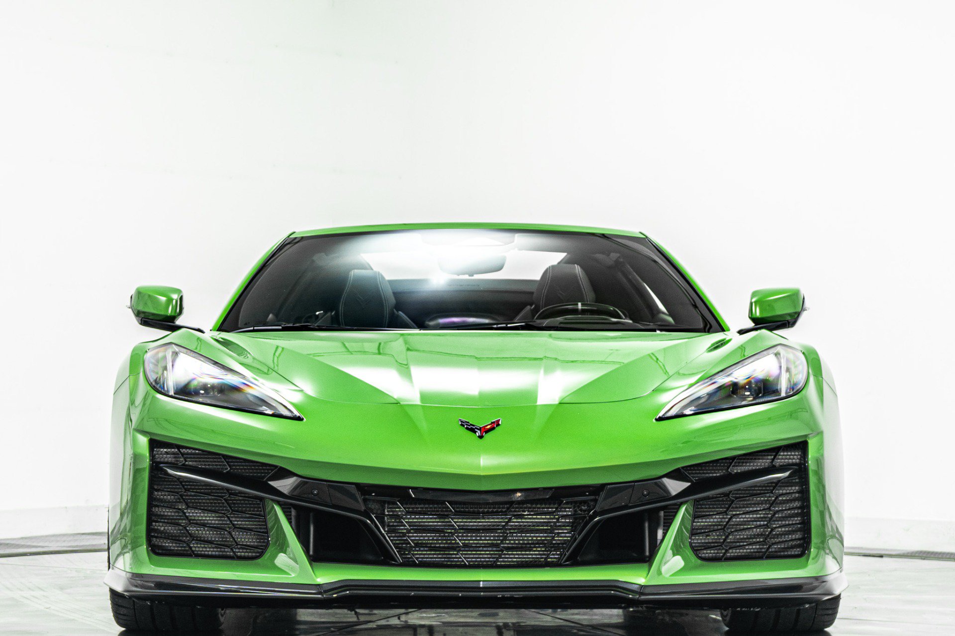 Used 2026 Chevrolet Corvette Z06 RWD image 4