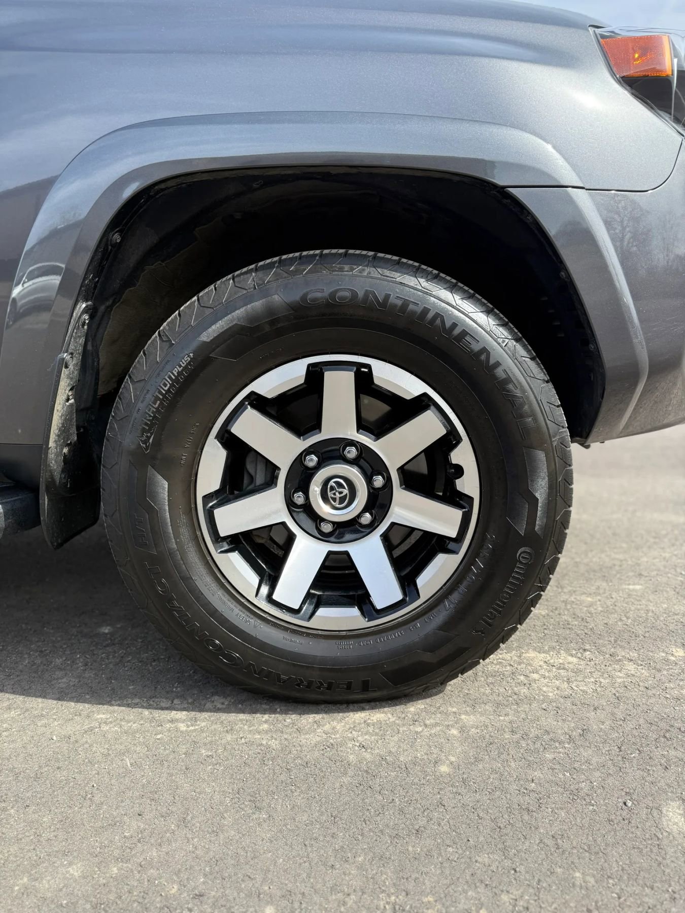 Used 2023 Toyota 4Runner TRD Off-Road AWD/4WD image 28