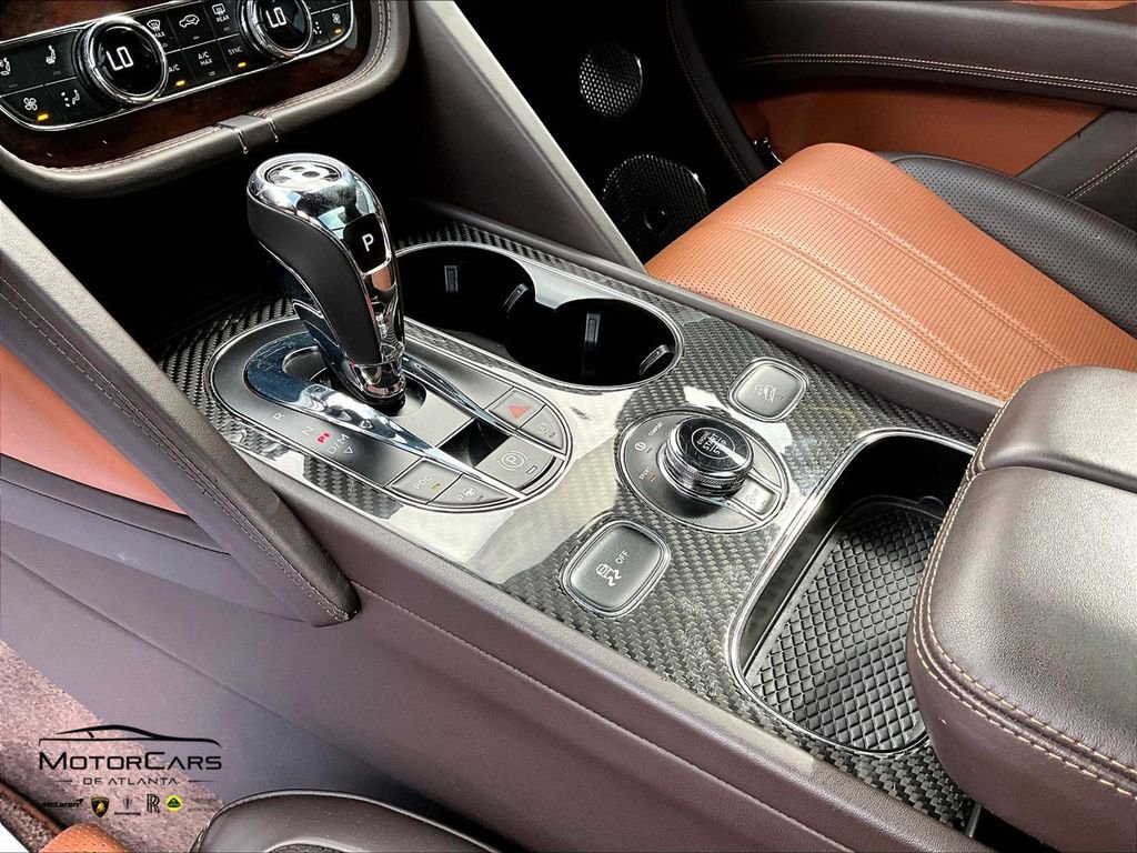 Used 2023 Bentley Bentayga Extended Wheelbase image 16