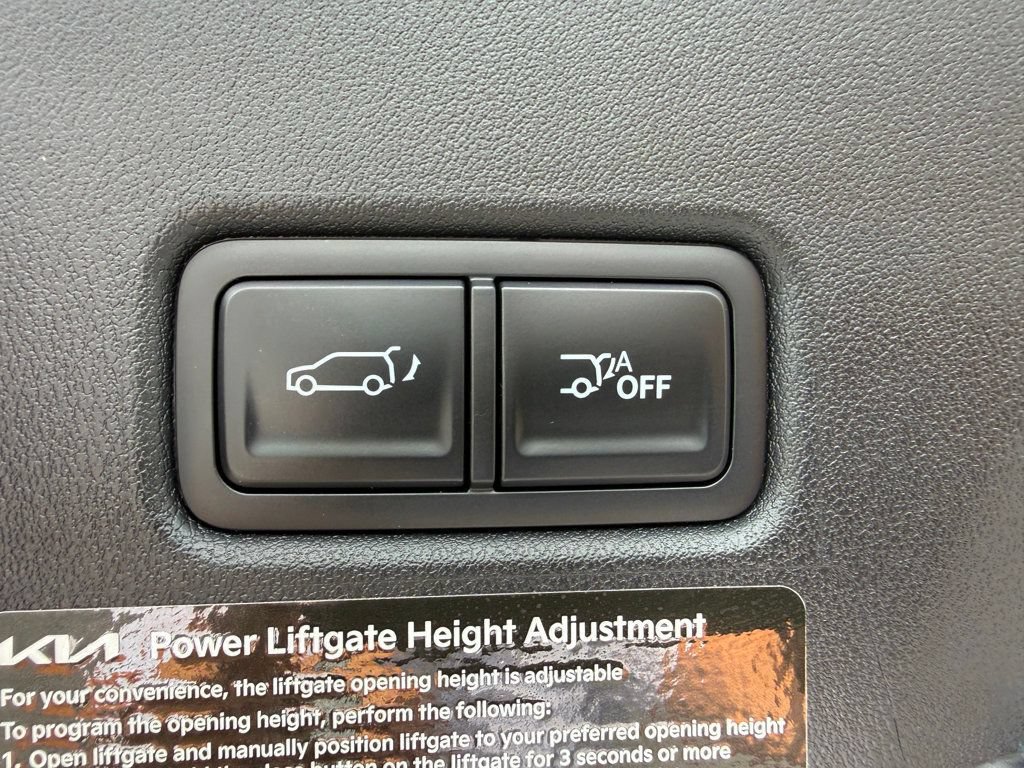 Used 2027 Kia Telluride SX w/ Towing Package FWD image 32