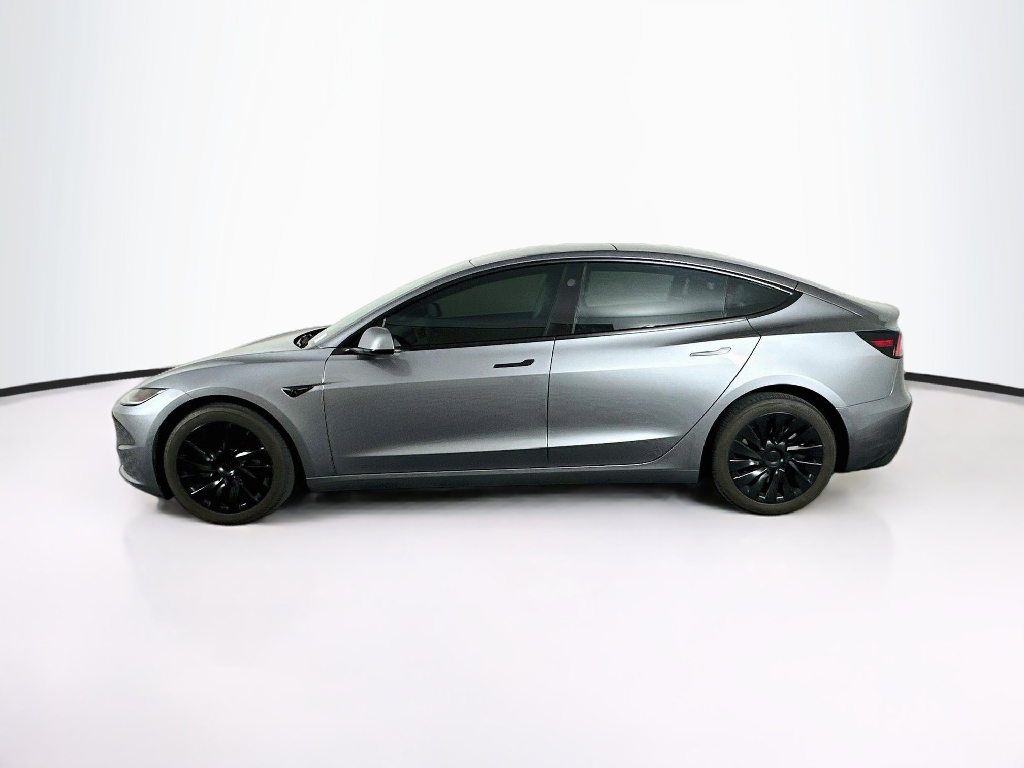Used 2025 Tesla Model 3 Long Range AWD/4WD image 4