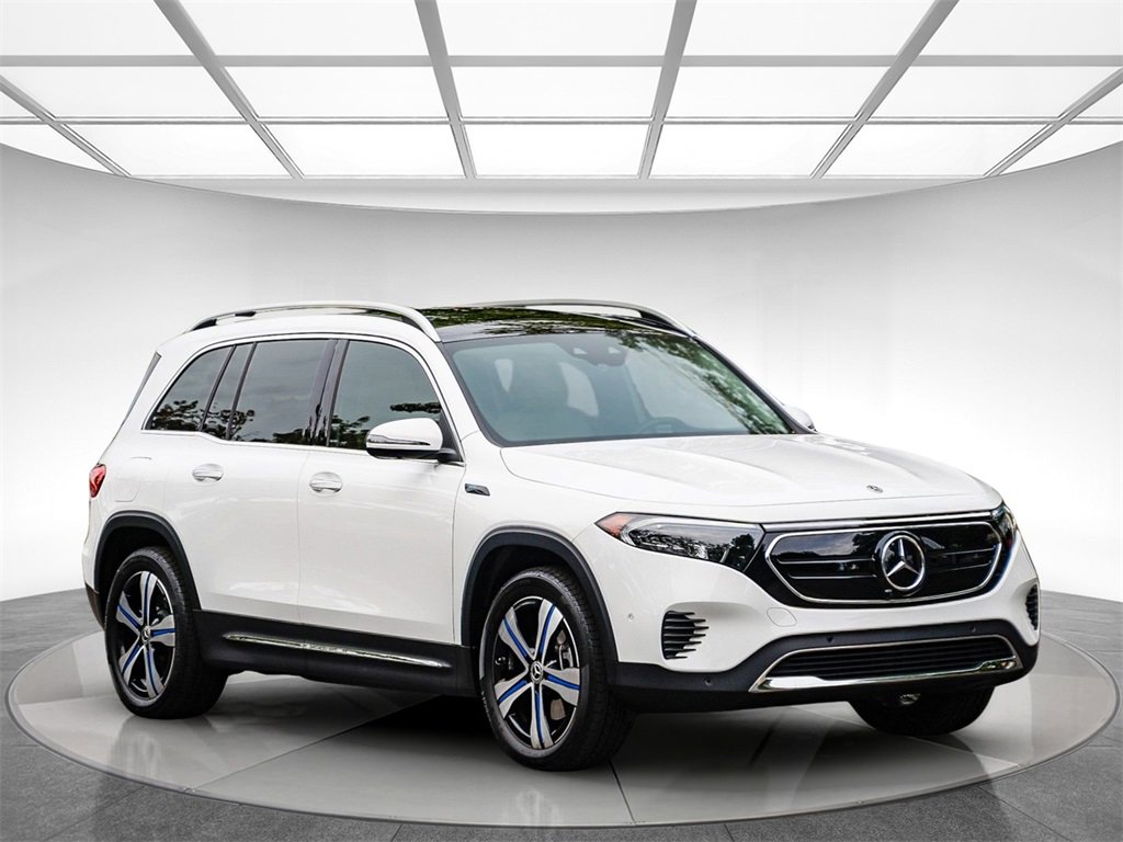 Used 2022 Mercedes-Benz EQB 300 4MATIC image 5