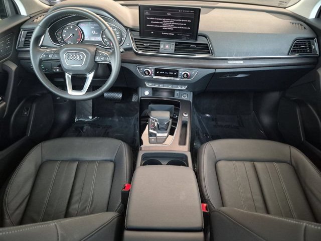 Certified 2023 Audi Q5 Premium w/ Convenience Package AWD/4WD image 13