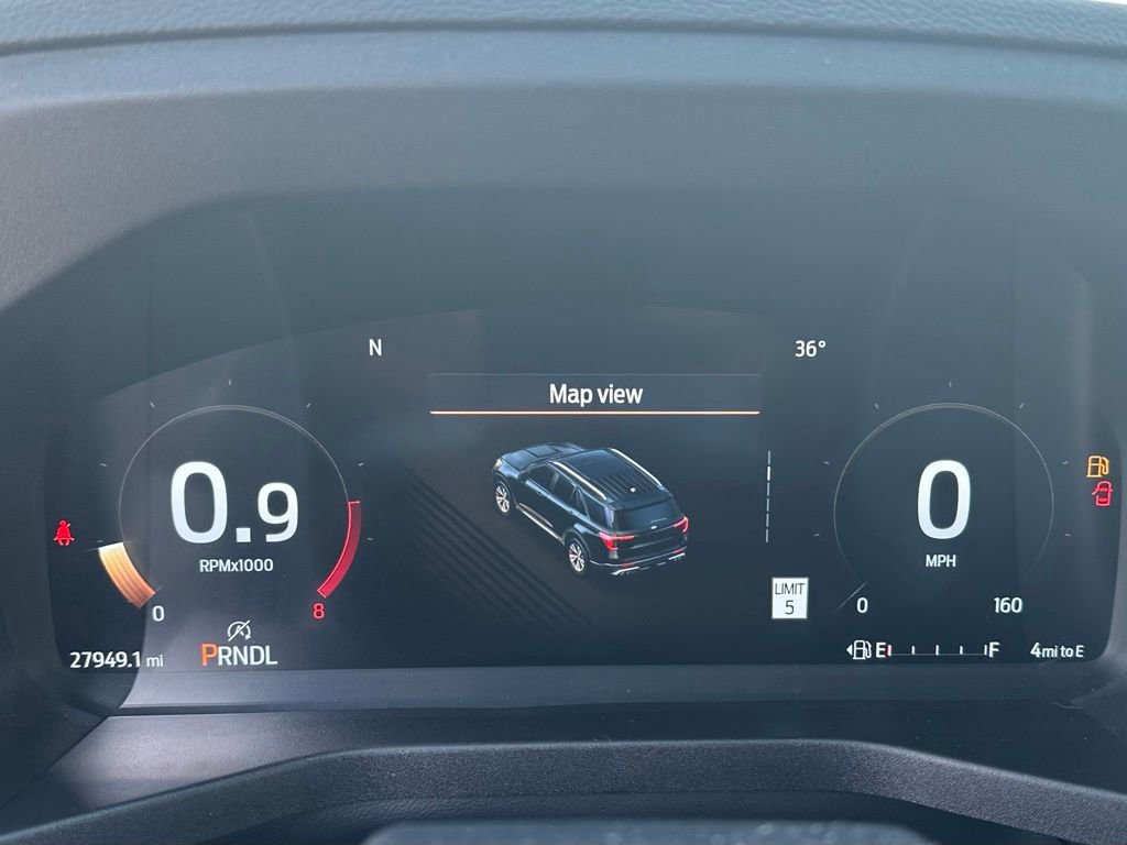 Used 2025 Ford Explorer ST-Line image 28