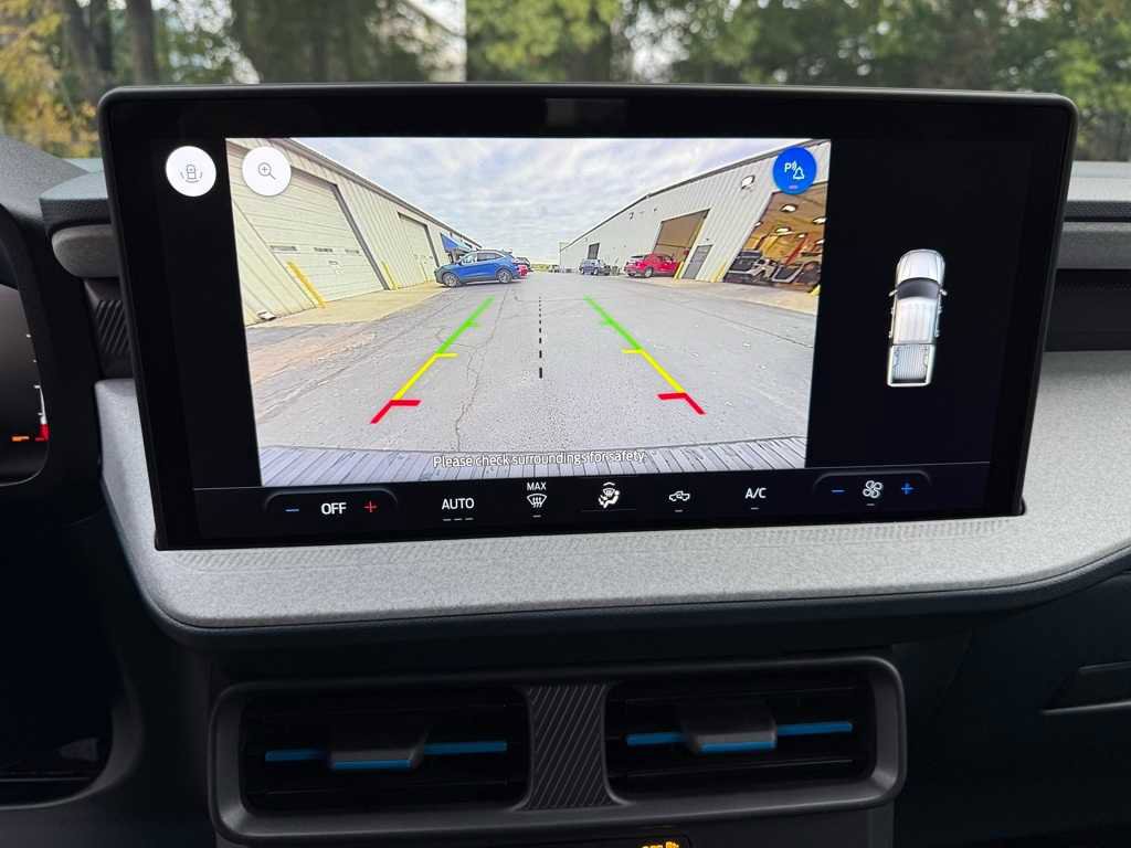 New 2025 Ford Maverick XLT image 15