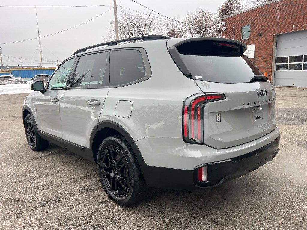 Certified 2023 Kia Telluride SX Prestige X-Line image 3