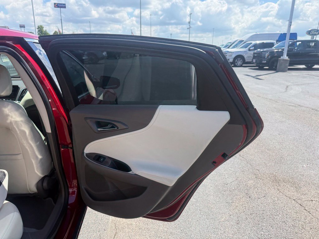 Used 2021 Chevrolet Malibu LT w/ Leather Package FWD image 43