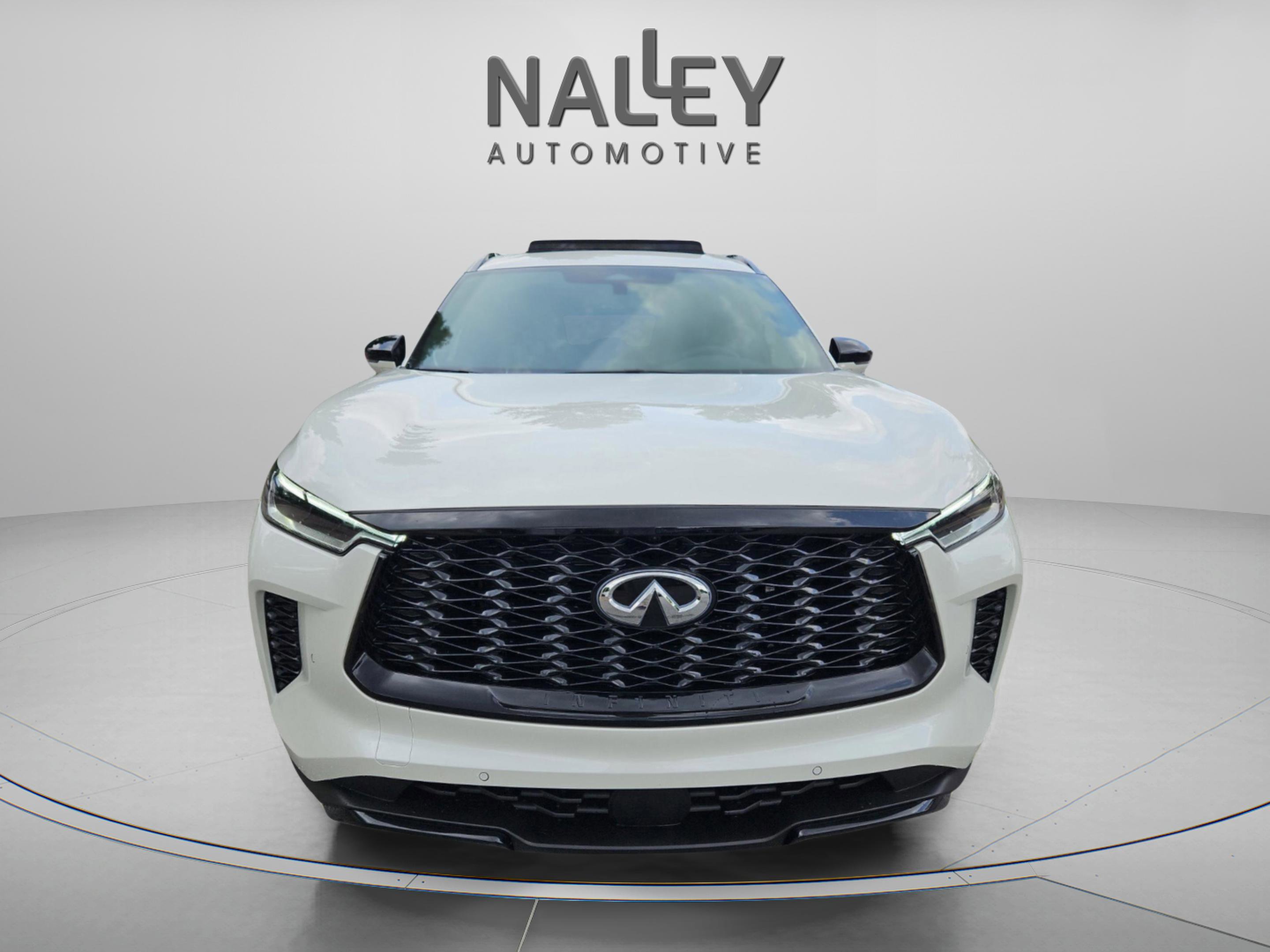 Used 2025 INFINITI QX60 Luxe w/ Black Edition image 8