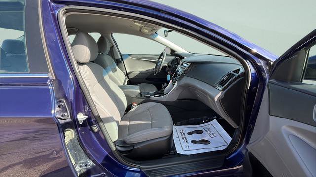 Used 2011 Hyundai Sonata GLS image 26