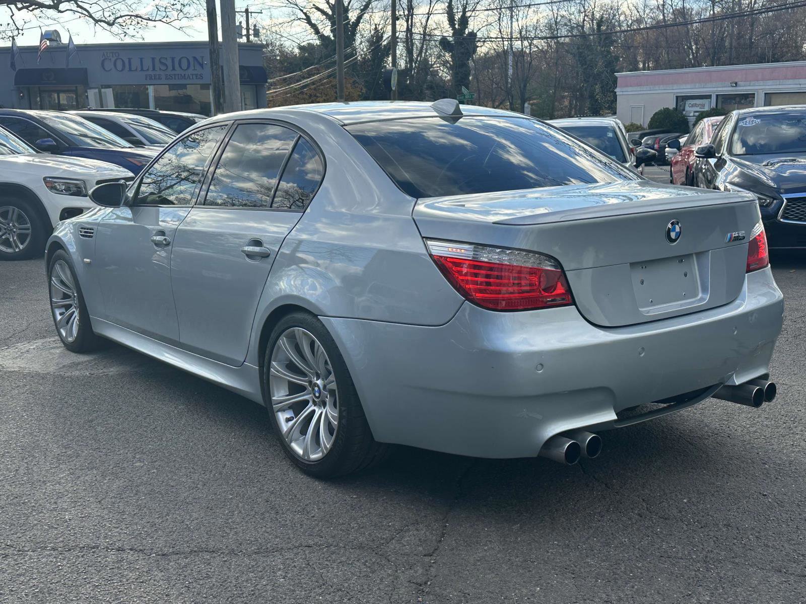 Used 2008 BMW M5 RWD image 5