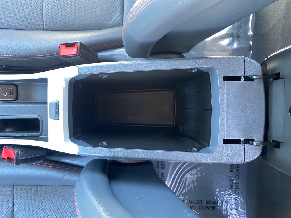 Used 2018 Chevrolet Bolt Premier w/ Driver Confidence II Package FWD image 25