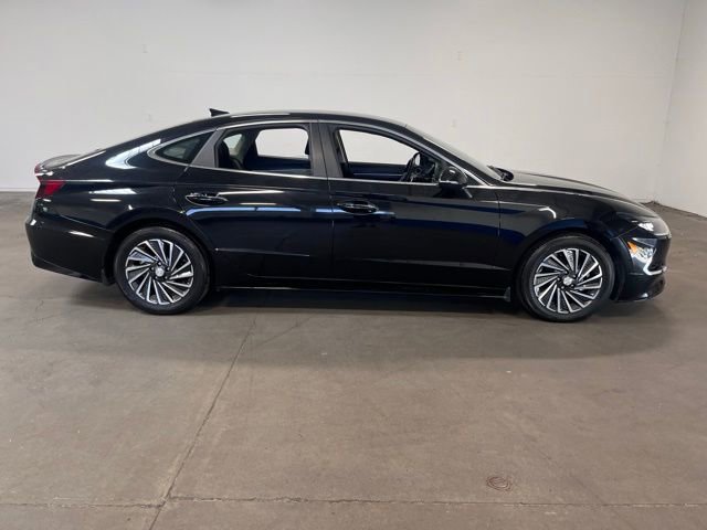 Used 2022 Hyundai Sonata SEL image 2