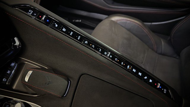 Used 2024 Chevrolet Corvette Stingray Premium Cpe w/ Z51 Performance Package RWD image 9
