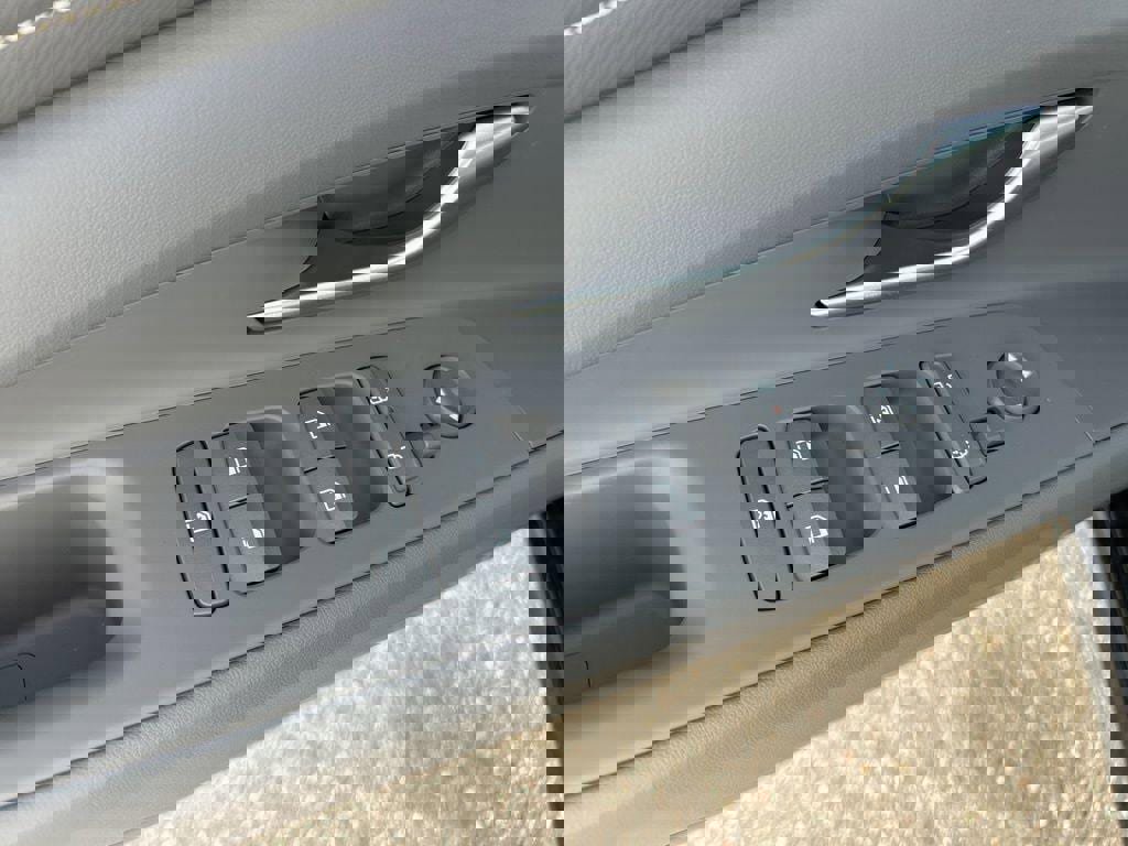 New 2026 Hyundai Elantra SEL Sport Premium image 10