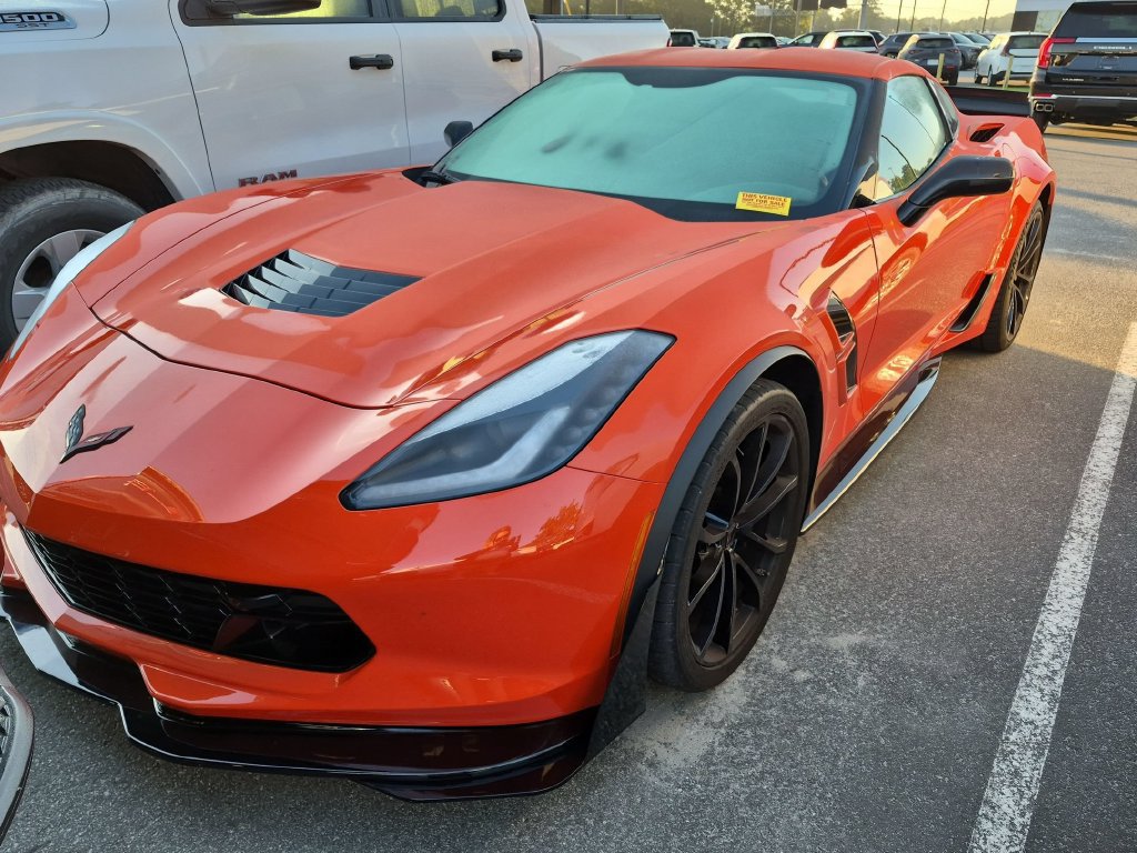 Used 2019 Chevrolet Corvette Grand Sport RWD image 2