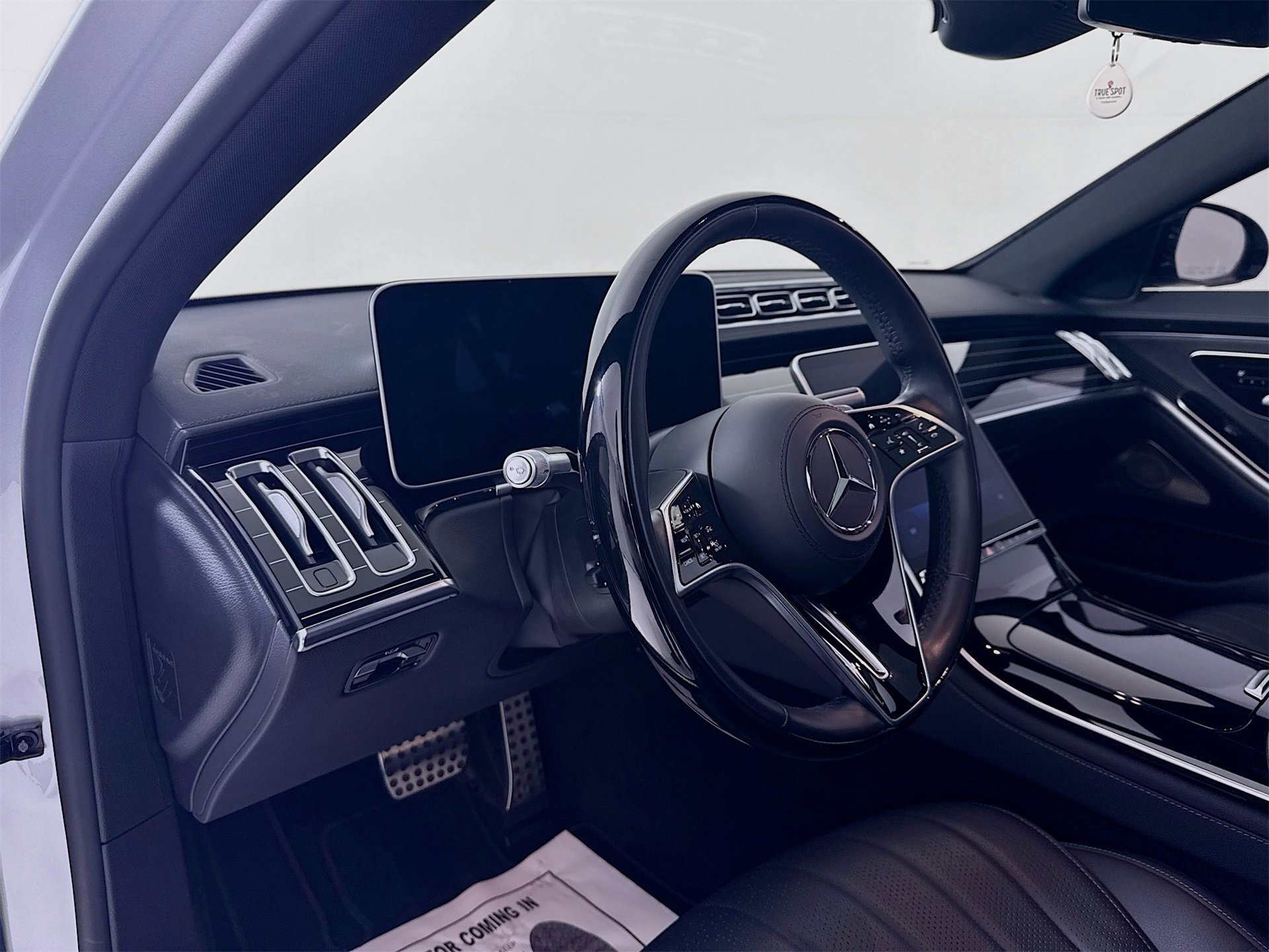 Certified 2022 Mercedes-Benz S 500 4MATIC image 10