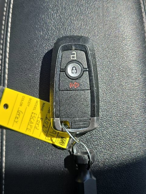 Used 2022 Ford Escape SE AWD/4WD image 25