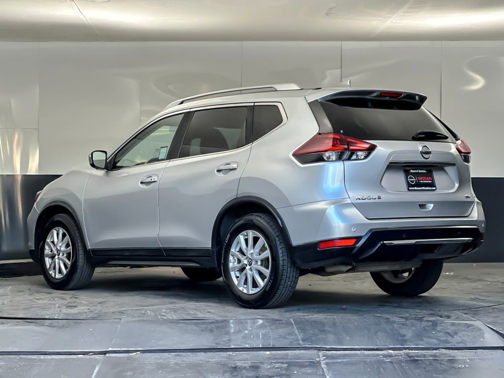 Used 2019 Nissan Rogue SV image 5