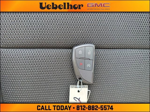 New 2026 GMC Canyon Elevation w/ Convenience Package image 32