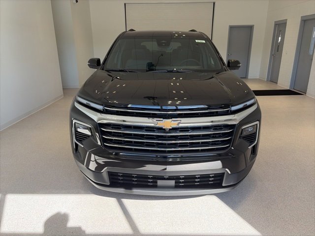 New 2026 Chevrolet Traverse LT w/ Driver Confidence Package image 2