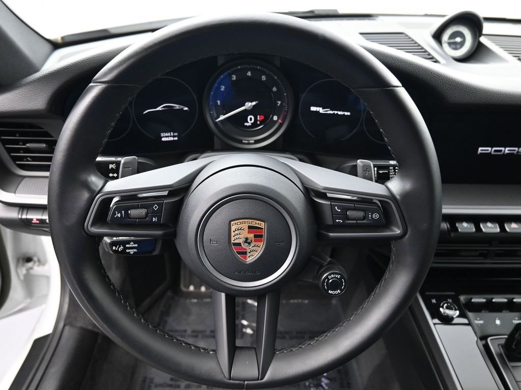 Certified 2022 Porsche 911 Carrera image 10