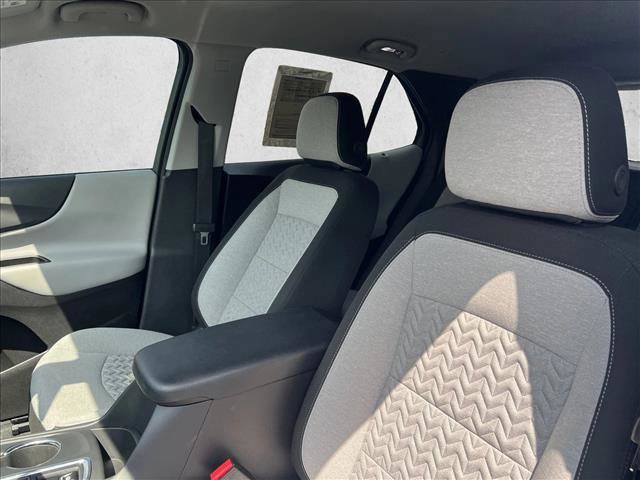 Used 2024 Chevrolet Equinox LS w/ LS Convenience Package FWD image 15