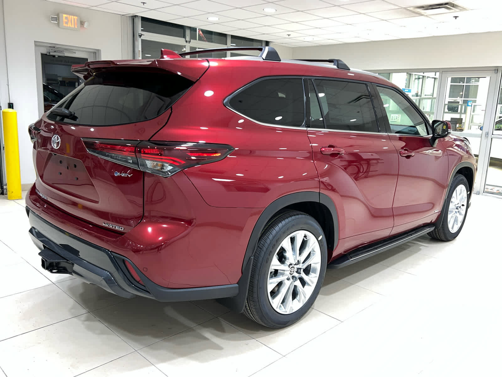New 2026 Toyota Highlander Limited image 7