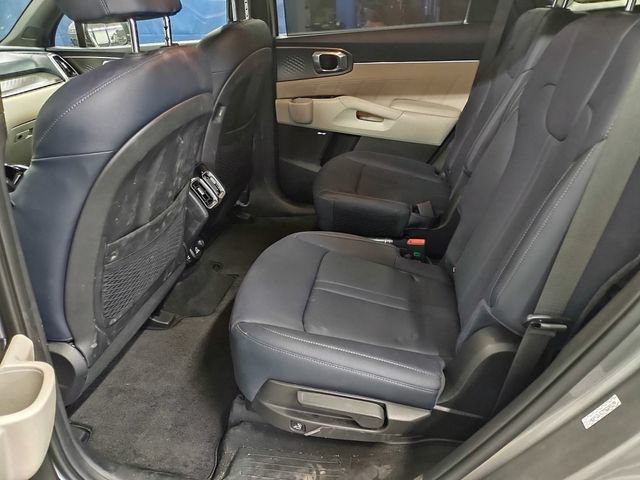 Certified 2023 Kia Sorento SX Prestige AWD/4WD image 12