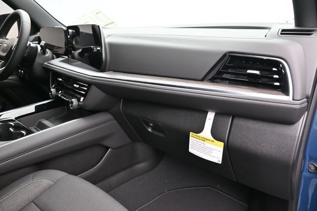 New 2026 Chevrolet Tahoe LS w/ LPO, Dark Essentials Package AWD/4WD image 33