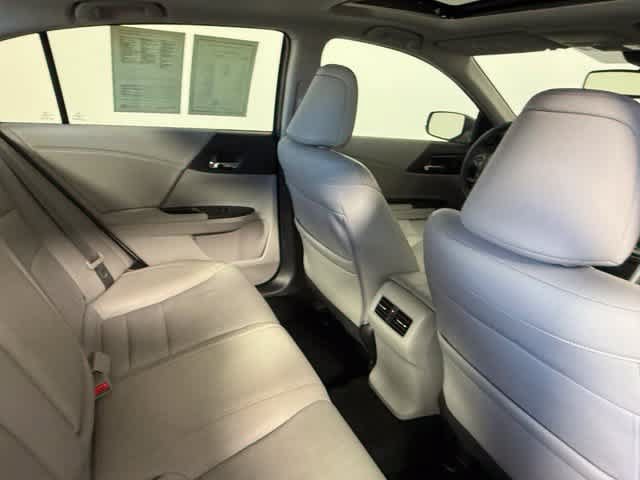 Used 2015 Honda Accord EX-L image 49