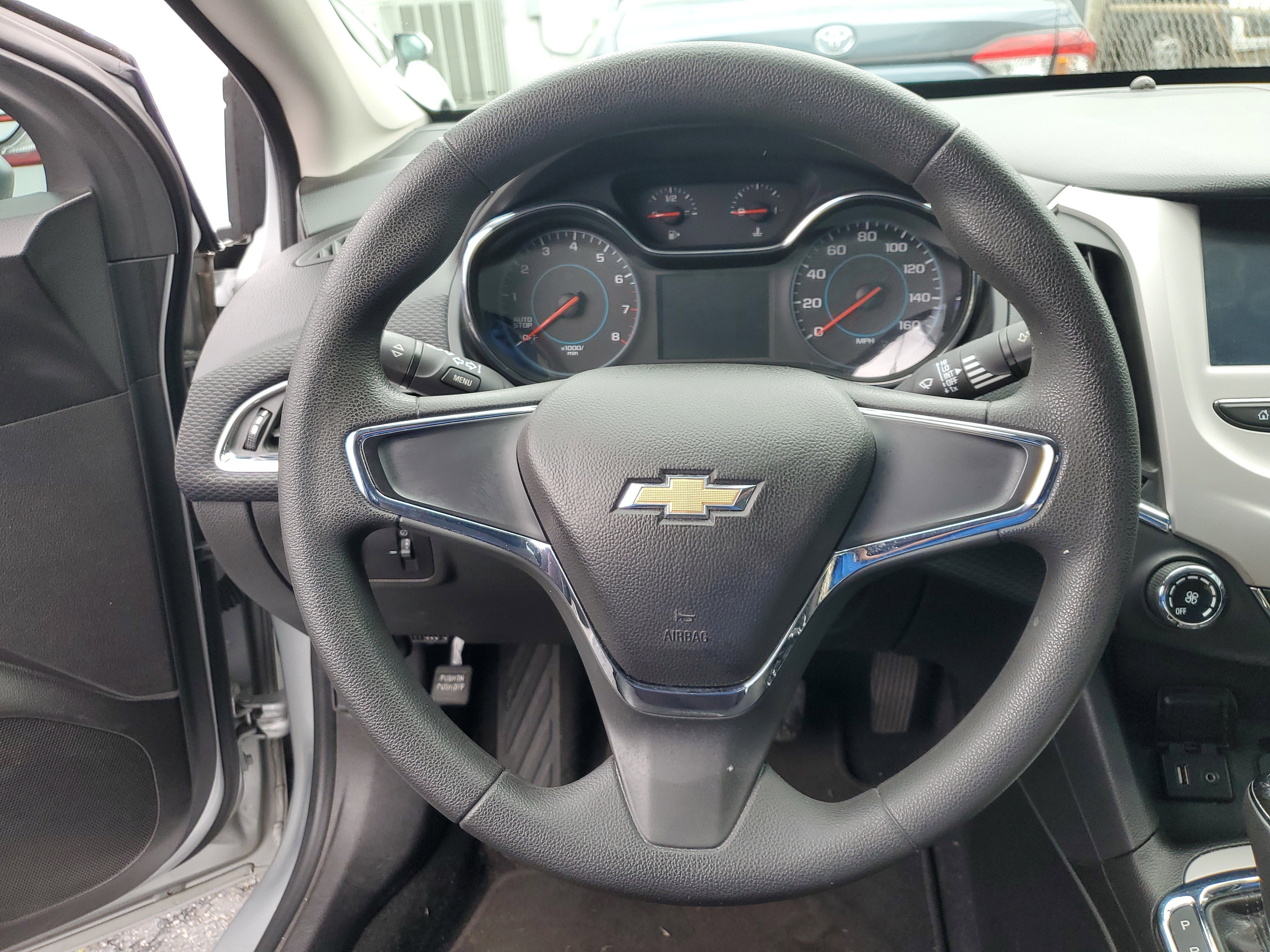 Used 2016 Chevrolet Cruze LS image 25