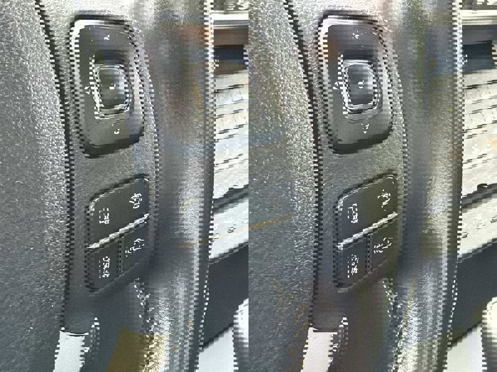 Used 2020 Lexus IS 300 w/ Accessory Package 2 image 7