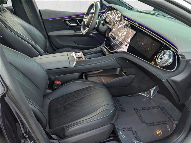 Certified 2022 Mercedes-Benz EQS 580 4MATIC Sedan image 21